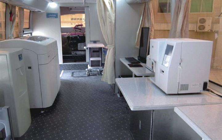 體檢車的功能你了解嗎？體檢車廠家為您詳細解答。02